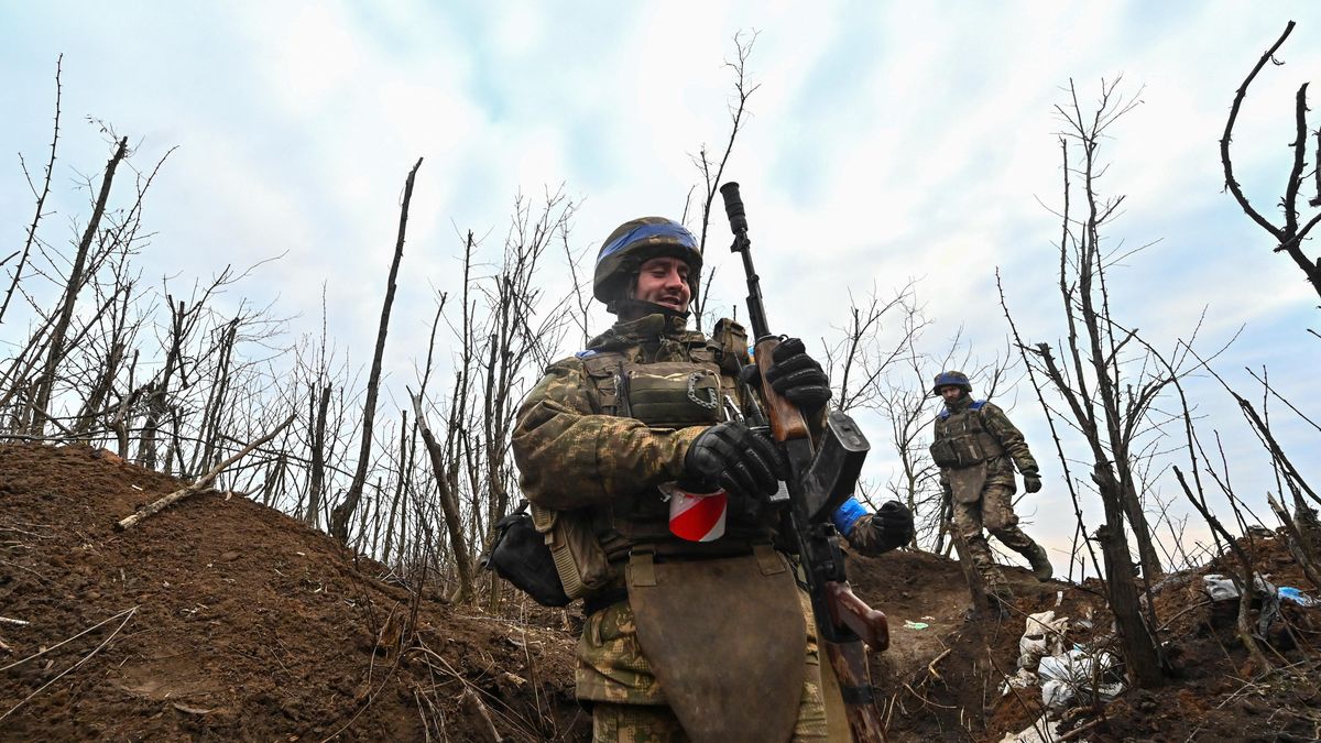 Ukrajinské obranné pozice za Avdijivkou jsou slabé